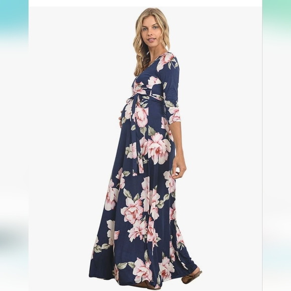 NWT Size medium maternity dress - Picture 1 of 5